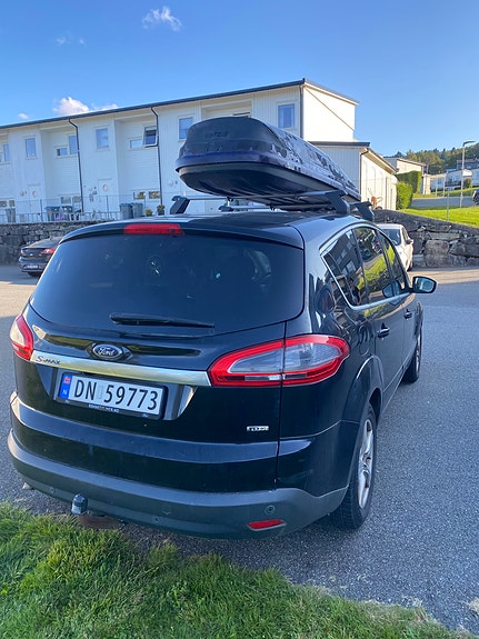 Ford S-MAX 6 of 7