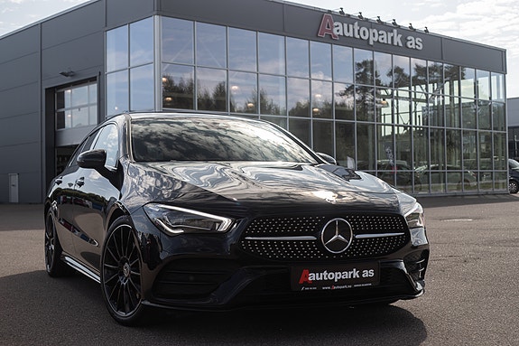 Mercedes-Benz CLA200 2 of 30