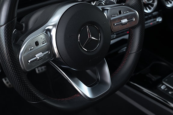 Mercedes-Benz CLA200 19 of 30