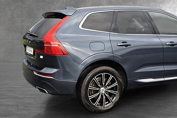 Volvo XC60 11 of 30