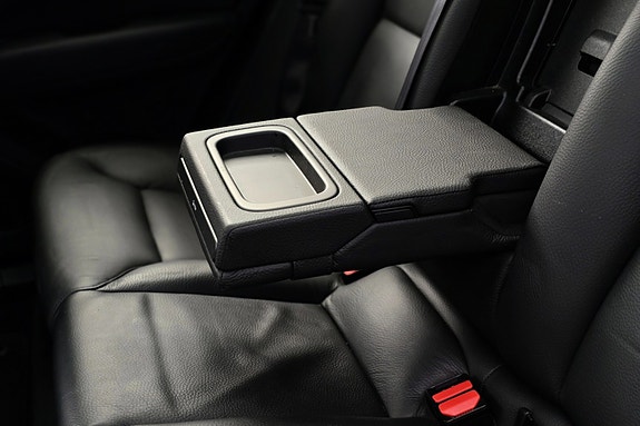 Volvo XC60 18 of 30