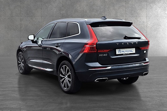 Volvo XC60 8 of 30