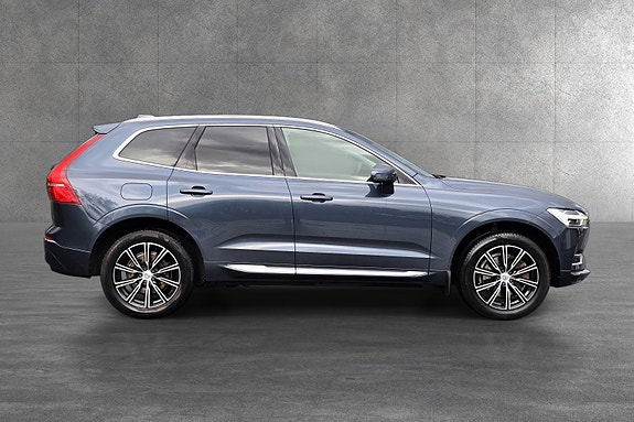 Volvo XC60 12 of 30