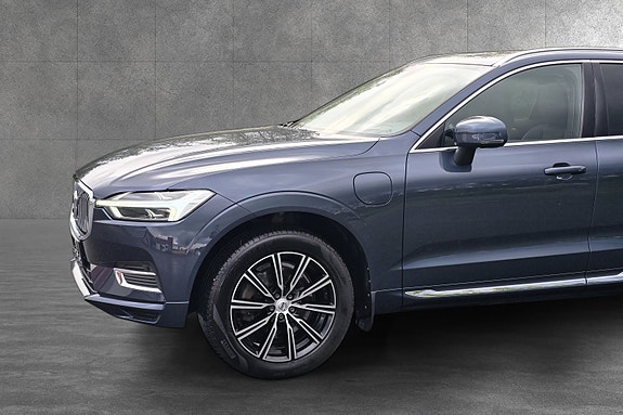 Volvo XC60 5 of 30