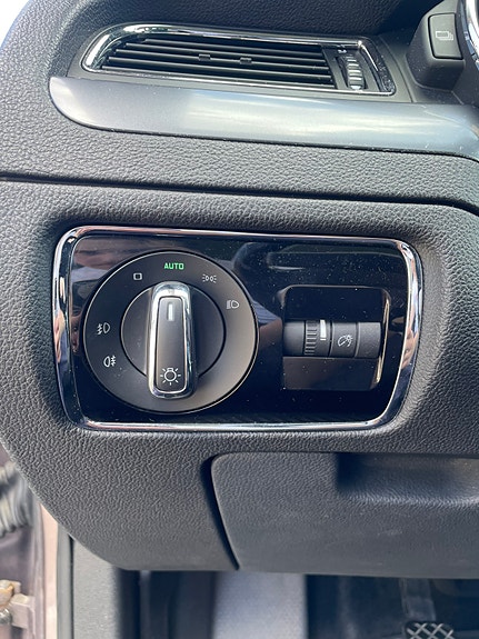 Skoda Superb 28 of 30