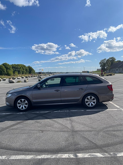 Skoda Superb 4 of 30