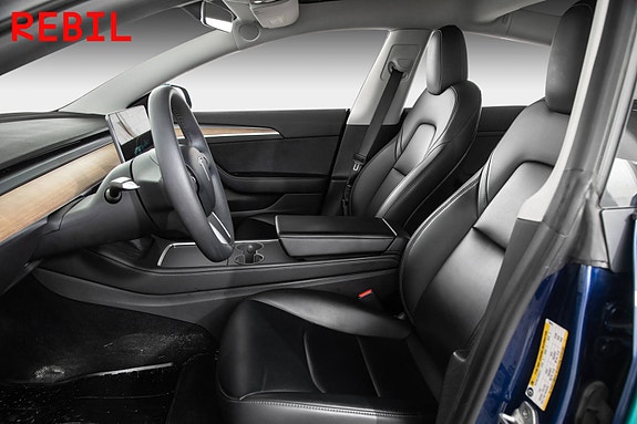 Tesla Model 3 8 of 27