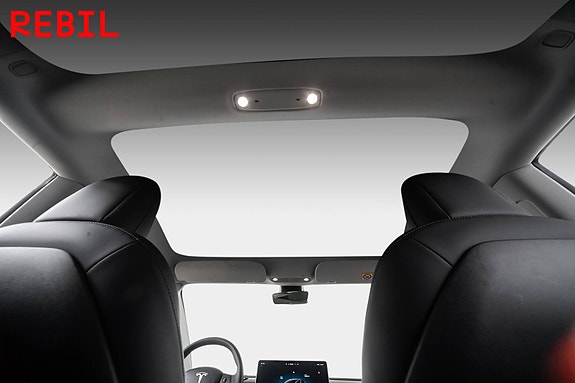 Tesla Model 3 22 of 27