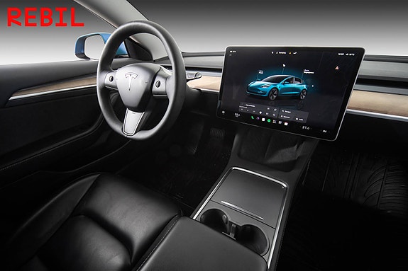 Tesla Model 3 14 of 27