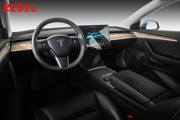 Tesla Model 3 9 of 27