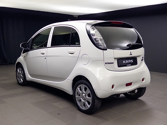 Mitsubishi i-Miev 7 of 30