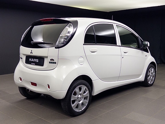 Mitsubishi i-Miev 8 of 30