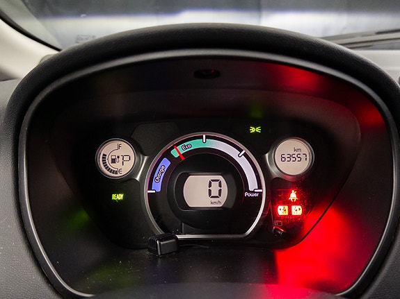 Mitsubishi i-Miev 29 of 30