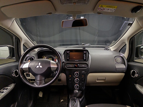 Mitsubishi i-Miev 21 of 30