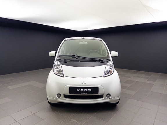 Mitsubishi i-Miev 2 of 30