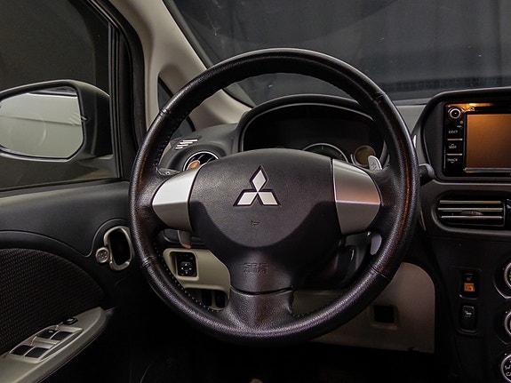 Mitsubishi i-Miev 23 of 30
