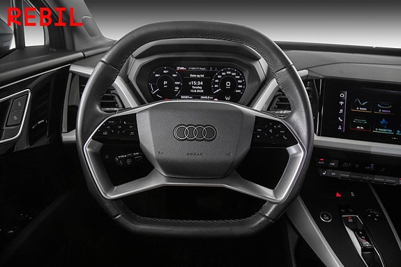 Audi Q4 e-tron 12 of 23