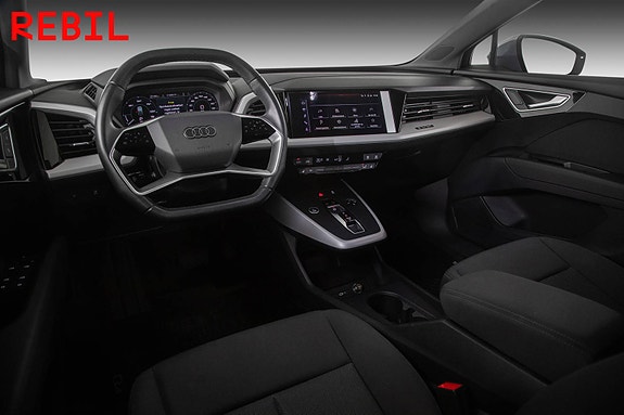 Audi Q4 e-tron 9 of 23