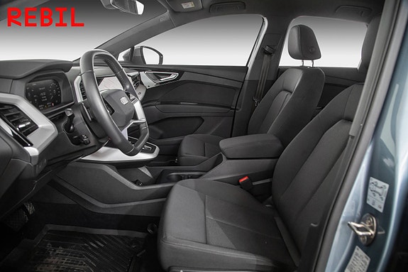 Audi Q4 e-tron 8 of 23