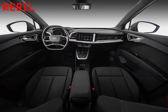 Audi Q4 e-tron 11 of 23