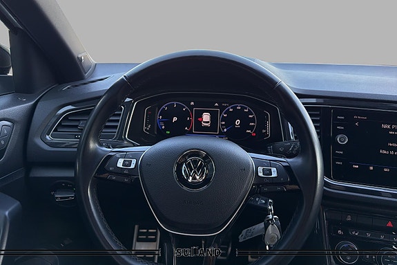 Volkswagen T-Roc 12 of 26
