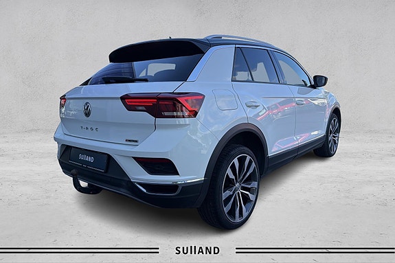 Volkswagen T-Roc 5 of 26