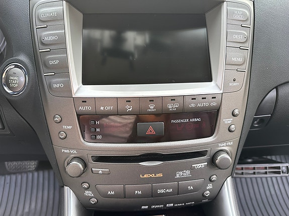 Lexus IS250 9 of 13