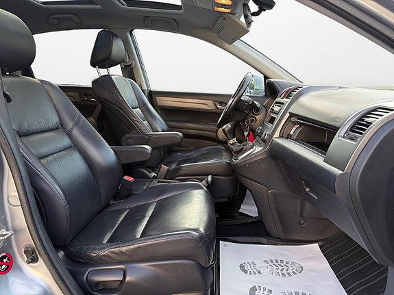Honda CR-V 10 of 20