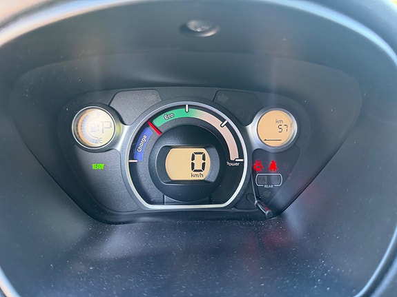 Mitsubishi i-Miev 11 of 13
