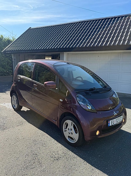 Mitsubishi i-Miev 3 of 13