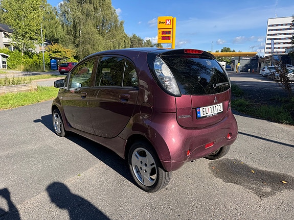 Mitsubishi i-Miev 6 of 13