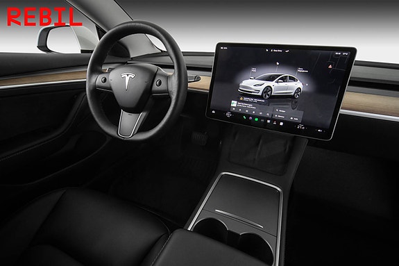 Tesla Model 3 13 of 26