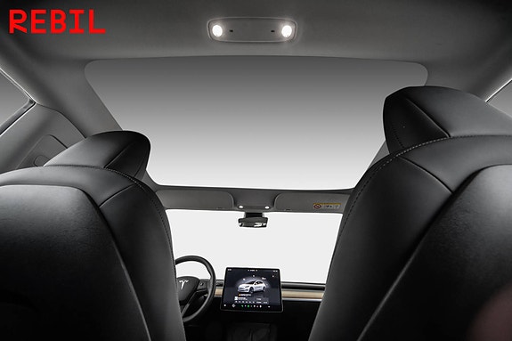 Tesla Model 3 21 of 26