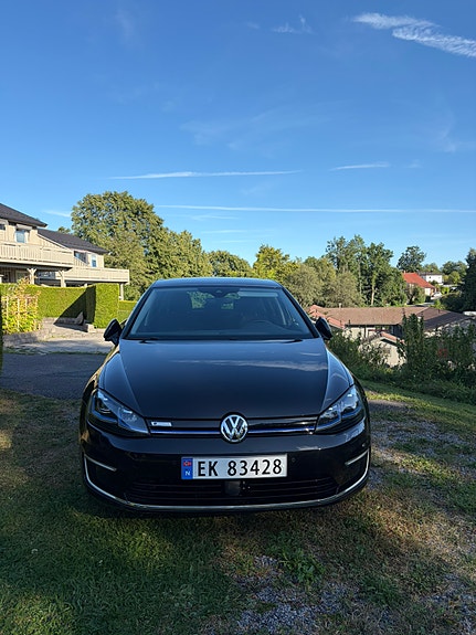 Volkswagen e-Golf VII 6 of 19