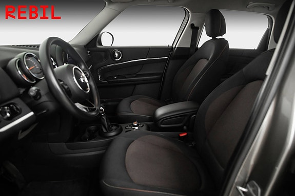 MINI Countryman Cooper SE 8 of 24