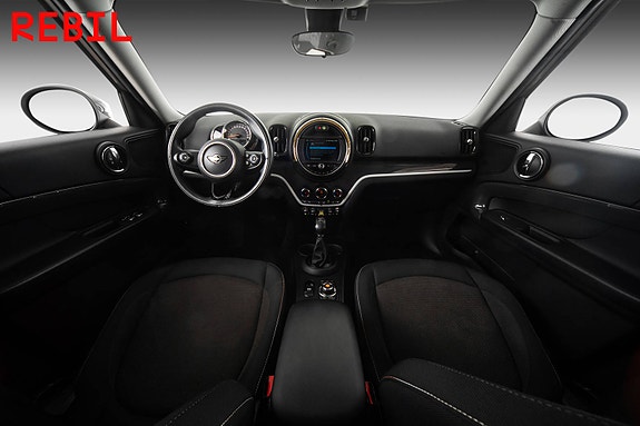 MINI Countryman Cooper SE 11 of 24