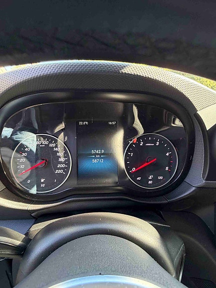 Mercedes-Benz eCitan 14 of 25