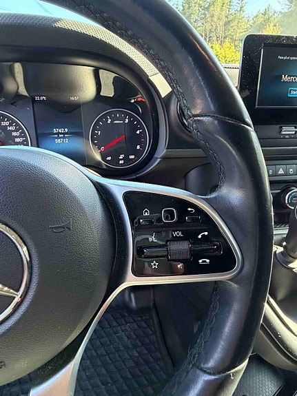 Mercedes-Benz eCitan 13 of 25