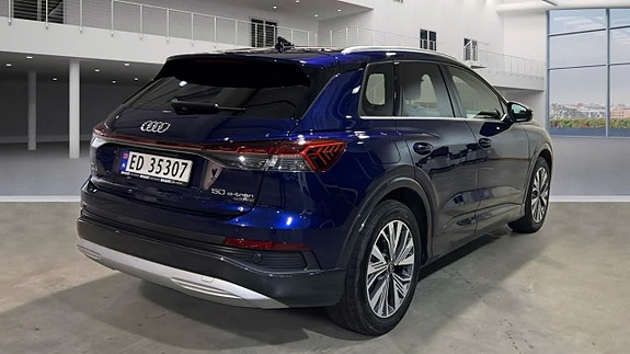 Audi Q4 e-tron 5 of 9