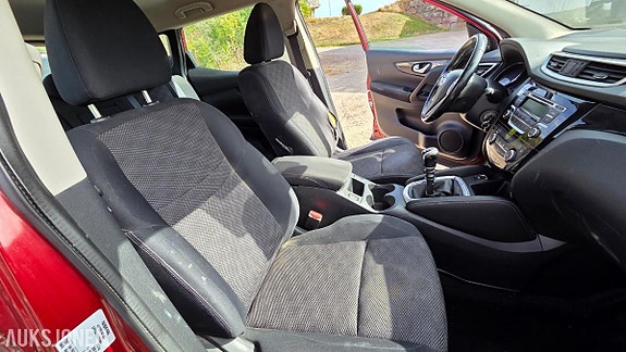 Nissan Qashqai 24 of 30