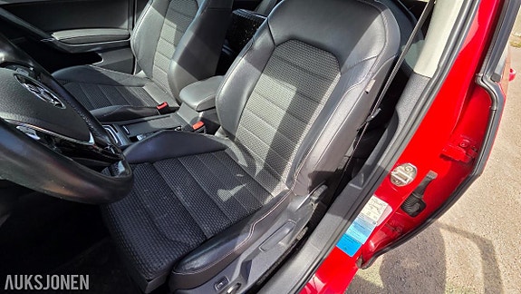 Volkswagen golf 18 of 30