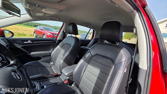 Volkswagen golf 19 of 30