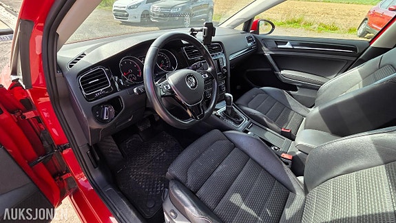Volkswagen golf 16 of 30