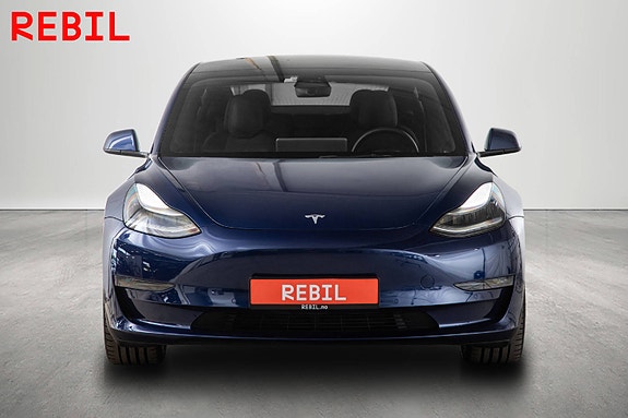 Tesla Model 3 3 of 26