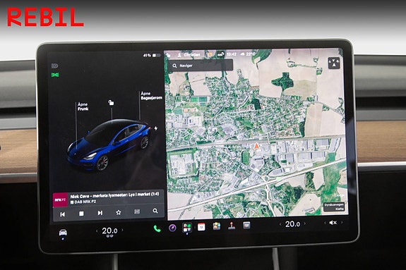 Tesla Model 3 14 of 26
