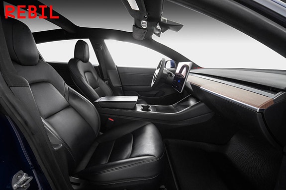 Tesla Model 3 22 of 26