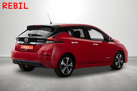 Nissan Leaf 7 of 25
