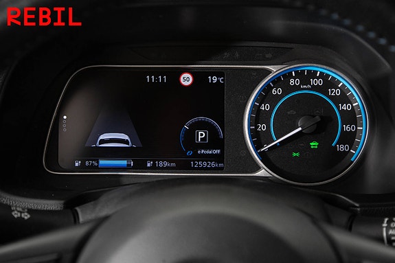 Nissan Leaf 13 of 25