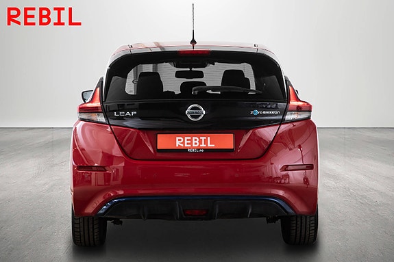 Nissan Leaf 6 of 25