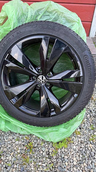 Volkswagen ID.4 GTX 18 of 22